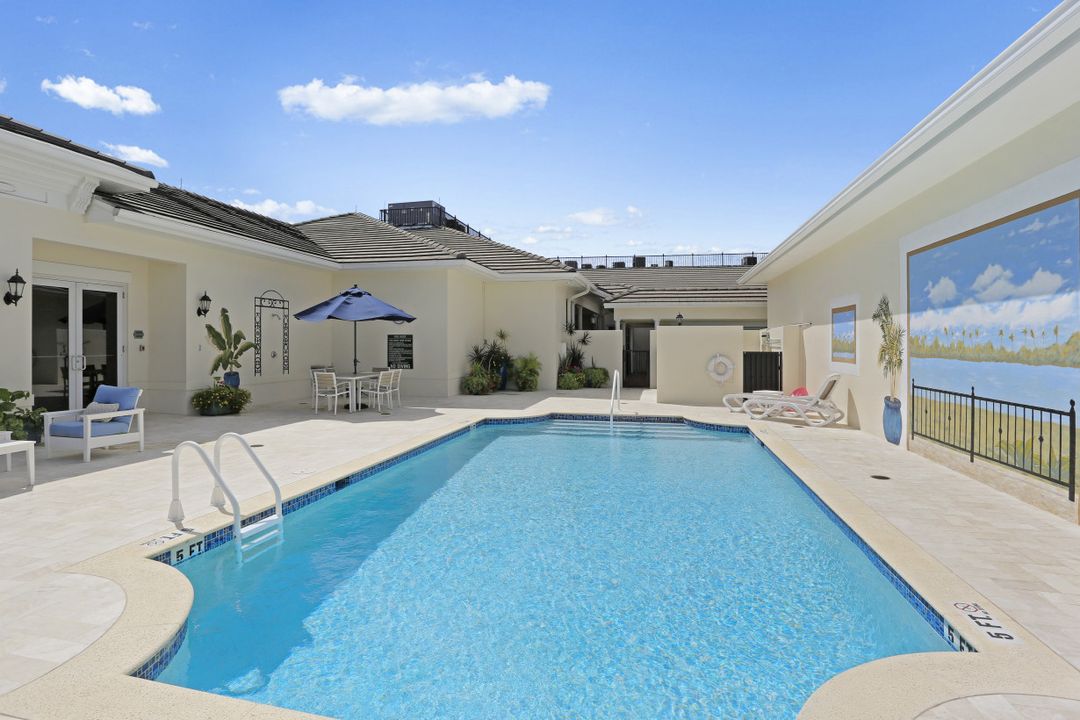 1400 Gulf Shore Blvd N #312, Naples, FL 34102