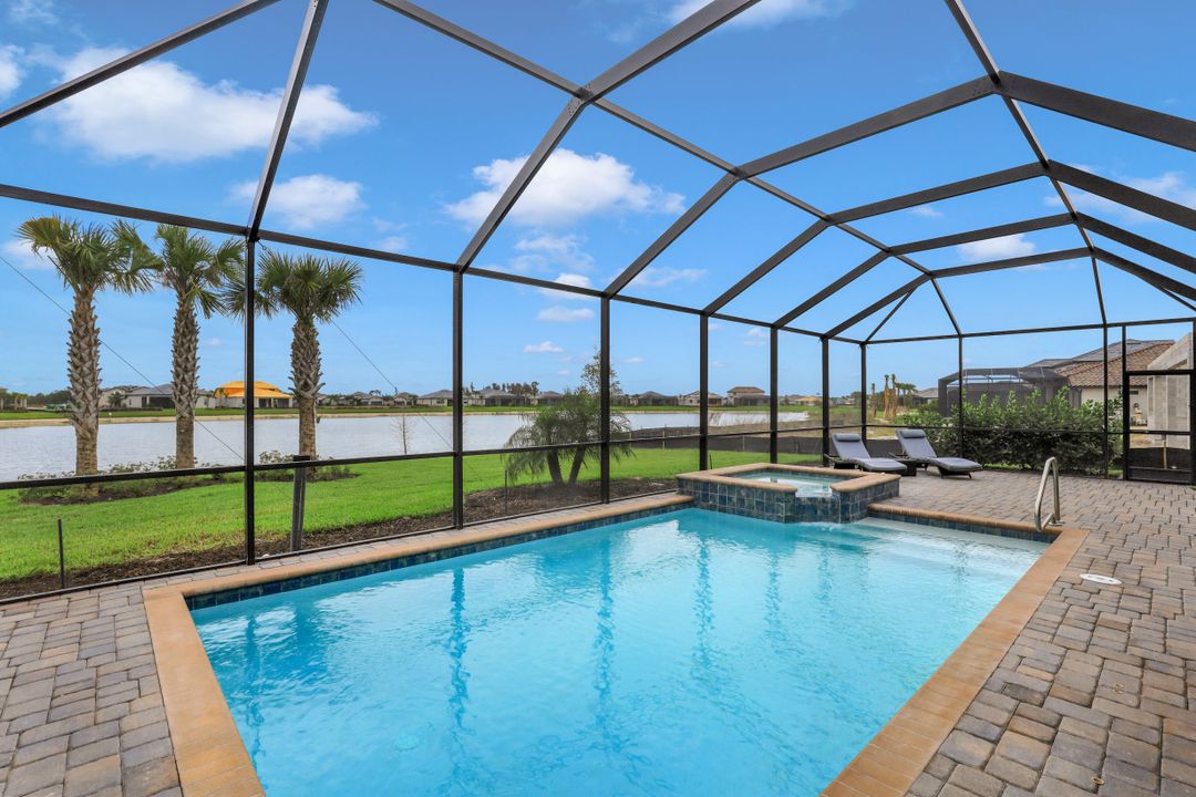 17484 Ashcomb Way, Estero, FL 33928