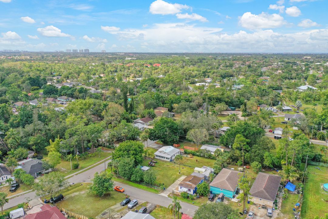 27556 Nevada St, Bonita Springs, FL 34135