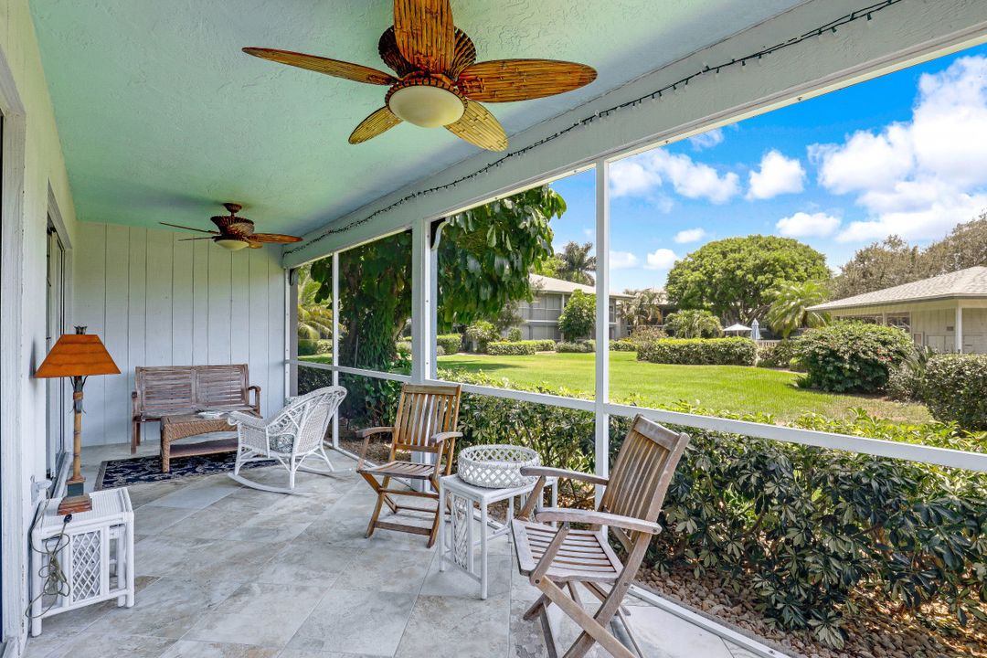 3300 Binnacle Dr #101, Naples, FL 34103