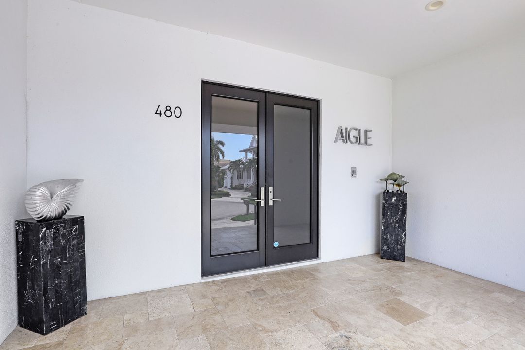 480 Parkhouse Ct, Marco Island, FL 34145