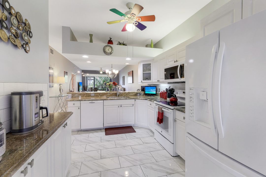 2365 Bayou Ln #3, Naples, FL 34112