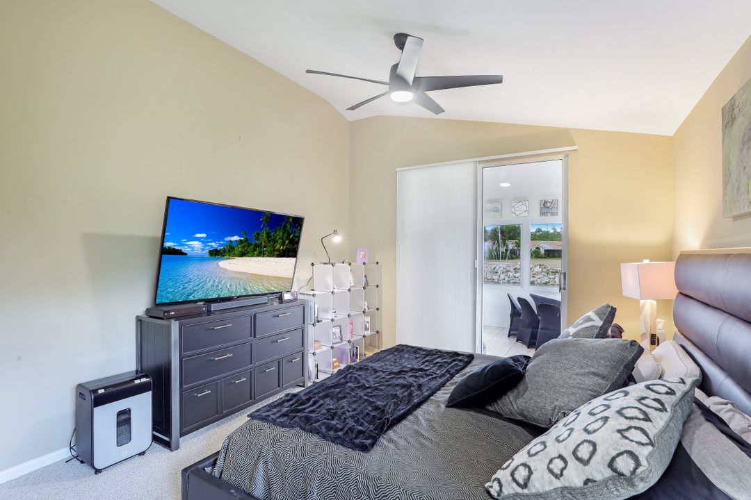 12724 Hunters Ridge Dr, Bonita Springs, FL 34135