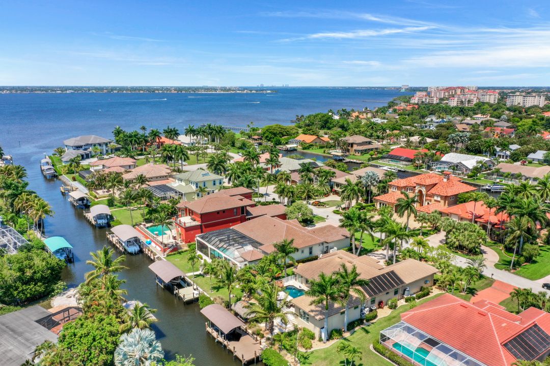 15170 Intracoastal Ct, Fort Myers, FL 33908