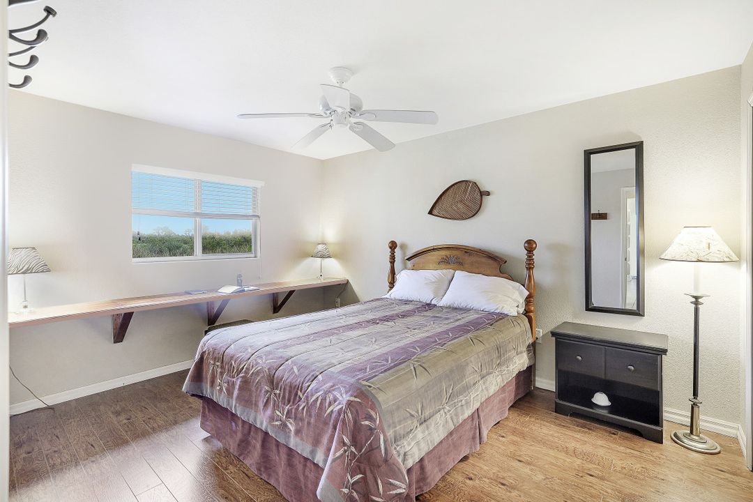 4176 NE 9th Pl, Cape Coral, FL 33909