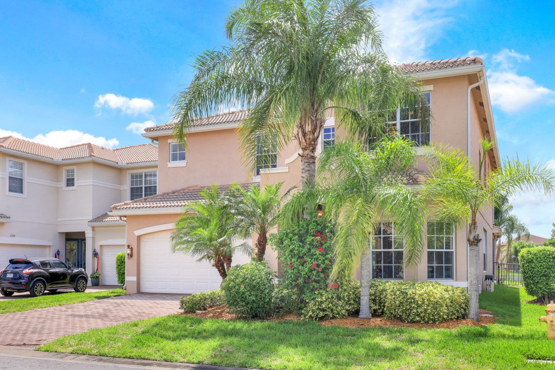 11137 Sparkleberry Dr, Fort Myers, FL 33913