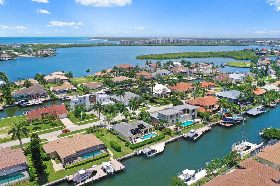 725 Plantation Ct, Marco Island, FL 34145