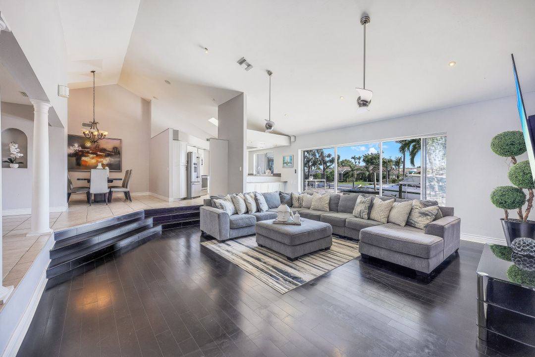 1004 Wittman Dr, Fort Myers, FL 33919