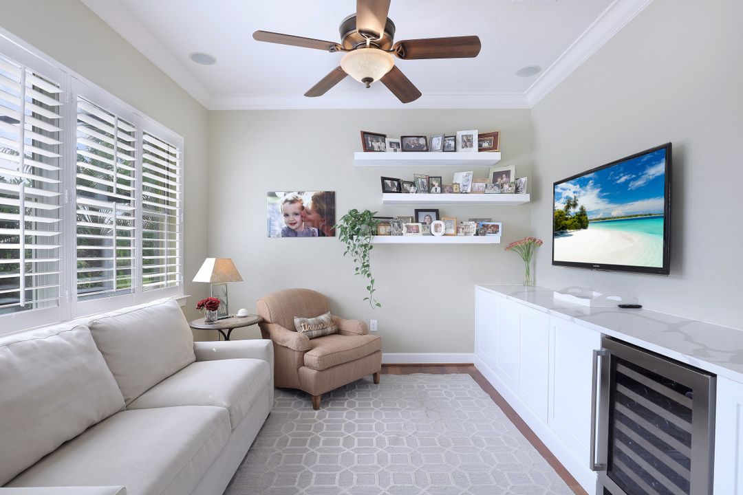 9416 Copper Rock Ct, Naples, FL 34120