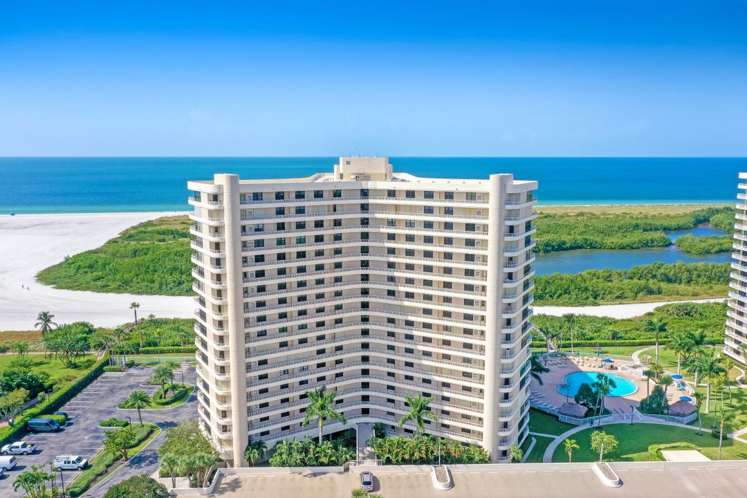 260 Seaview Ct #212, Marco Island, FL 34145