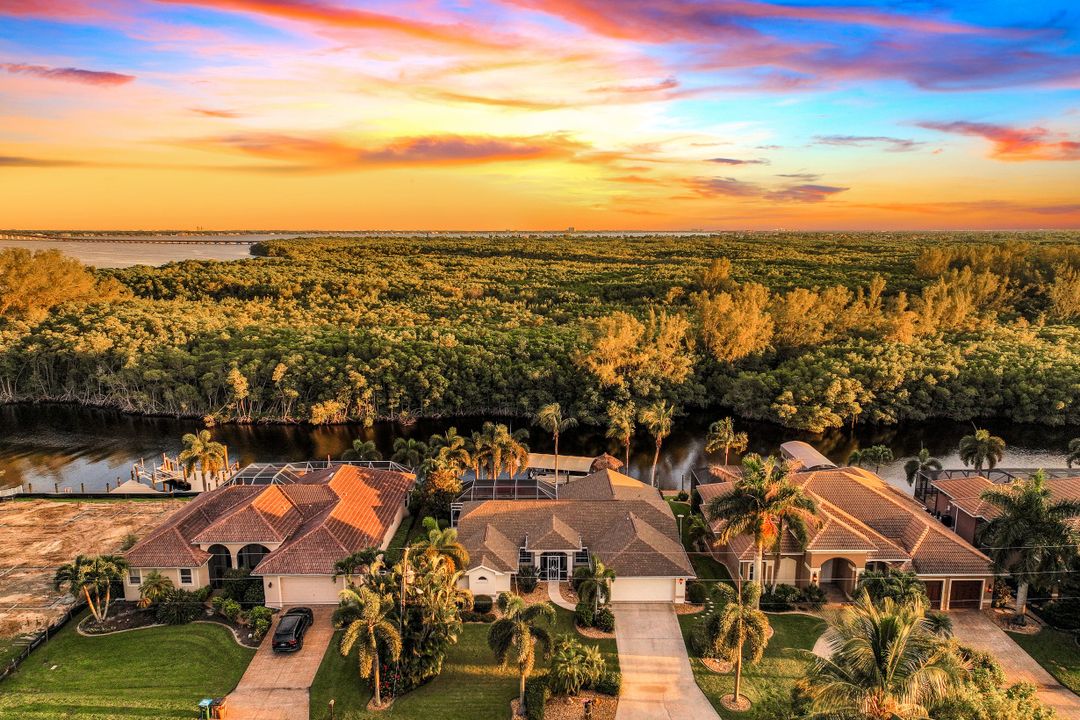 2356 Coral Point Dr, Cape Coral, FL 33990