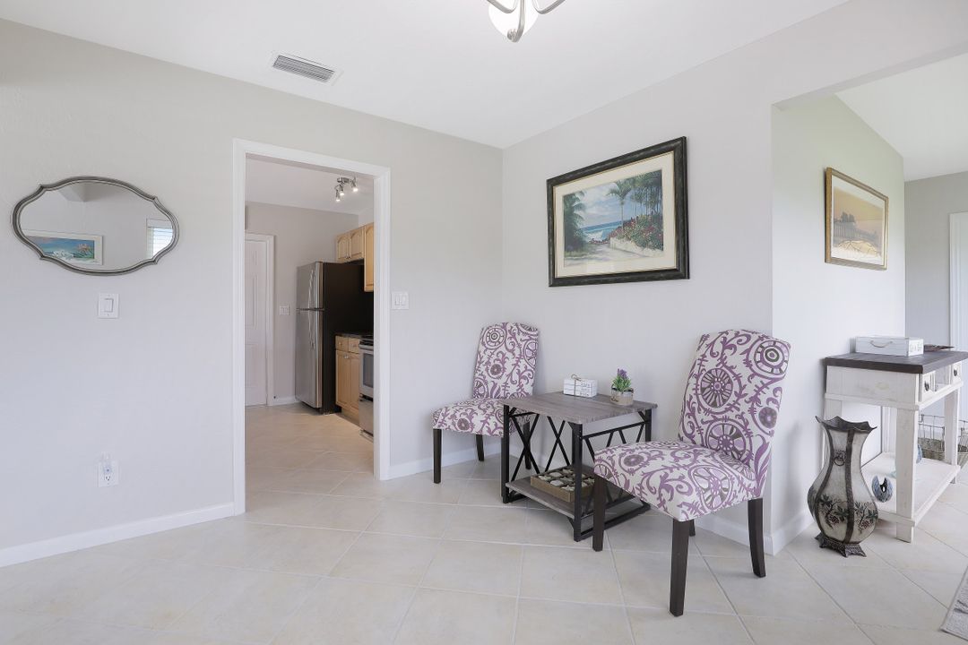 701 93rd Ave N, Naples, FL 34108