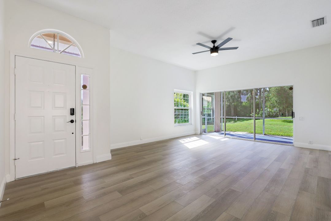 4414 Turnberry Ct, Bradenton, FL 34210