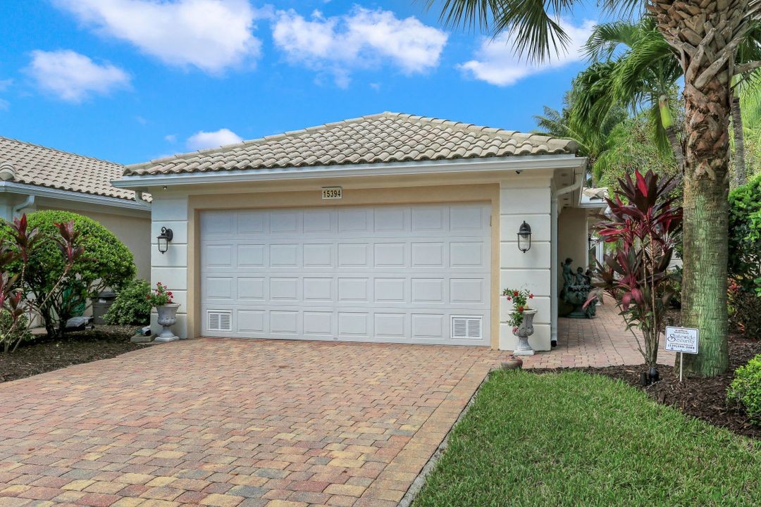 15394 Queen Angel Way, Bonita Springs, FL 34135