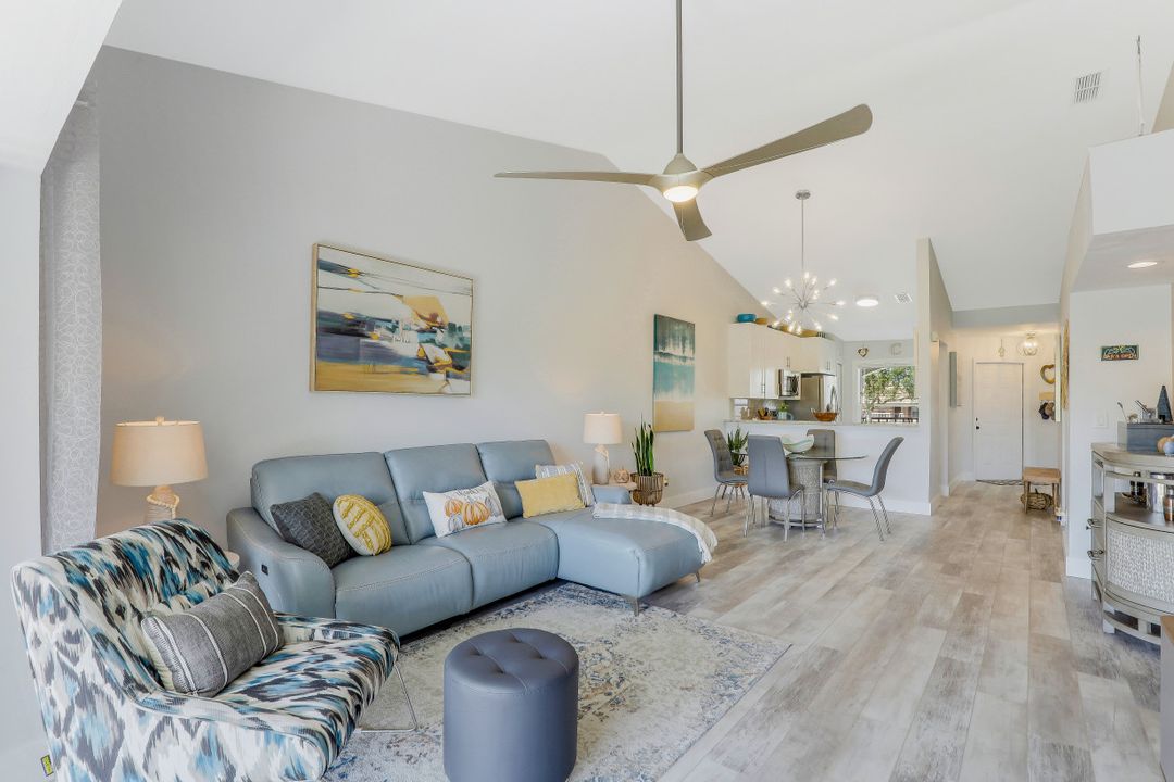 1006 Mainsail Dr #222, Naples, FL 34114