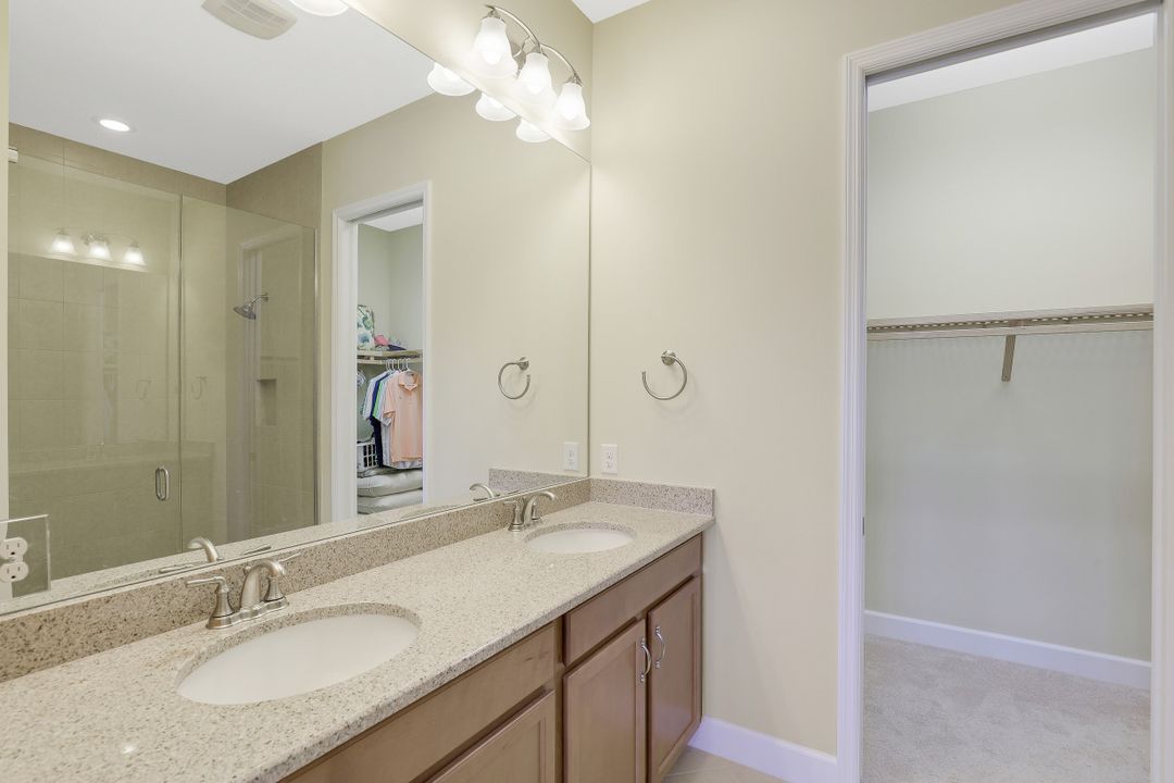 9448 Isla Bella Cir, Bonita Springs, FL 34135