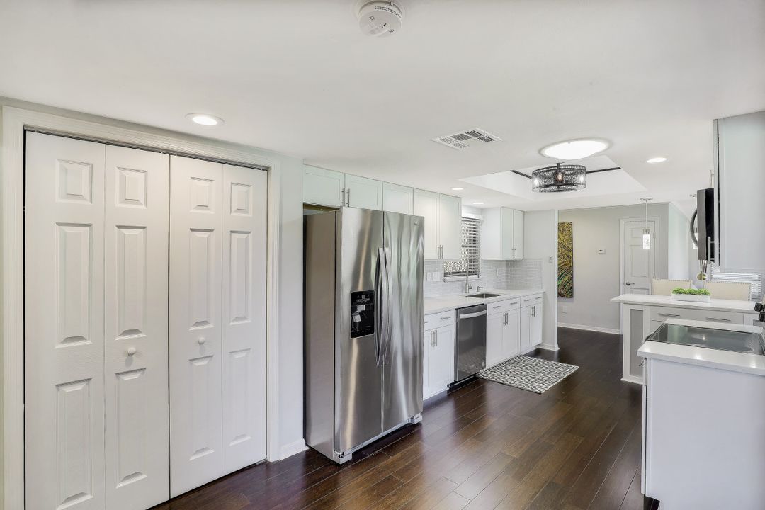 307 Reynolds Ct, Naples, FL 34112