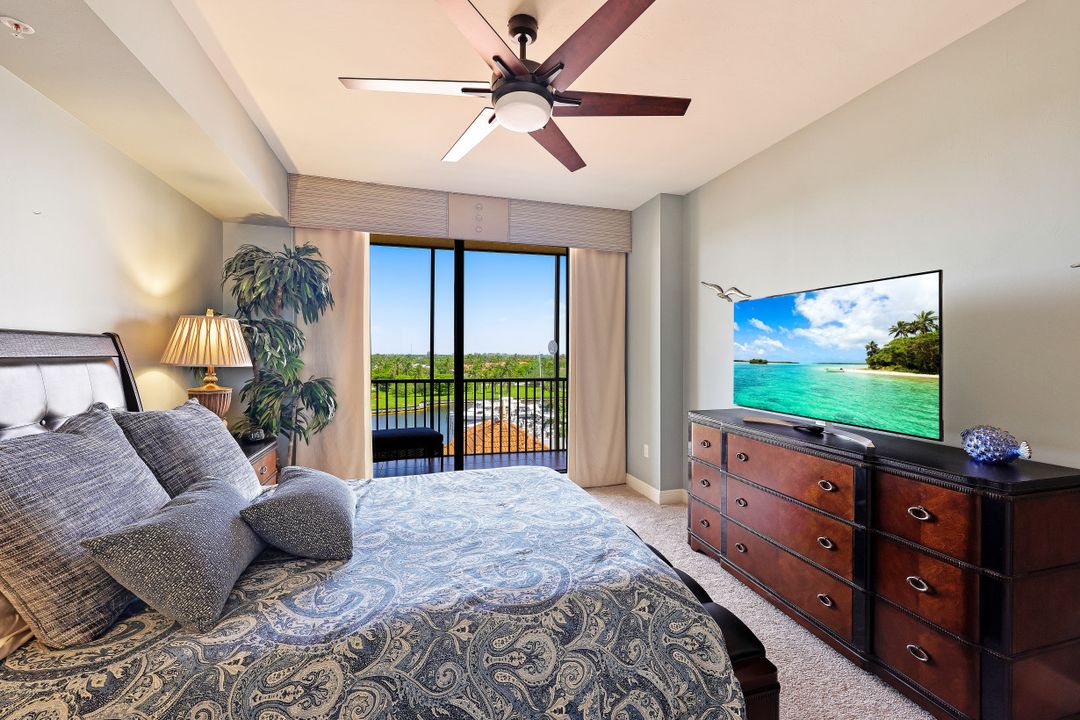 5781 Cape Harbour Dr #605, Cape Coral, FL 33914