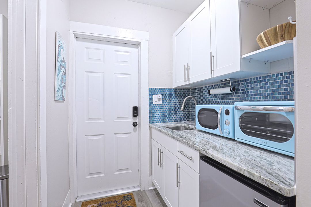 2204 Brevard Ave, Fort Myers, FL 33901