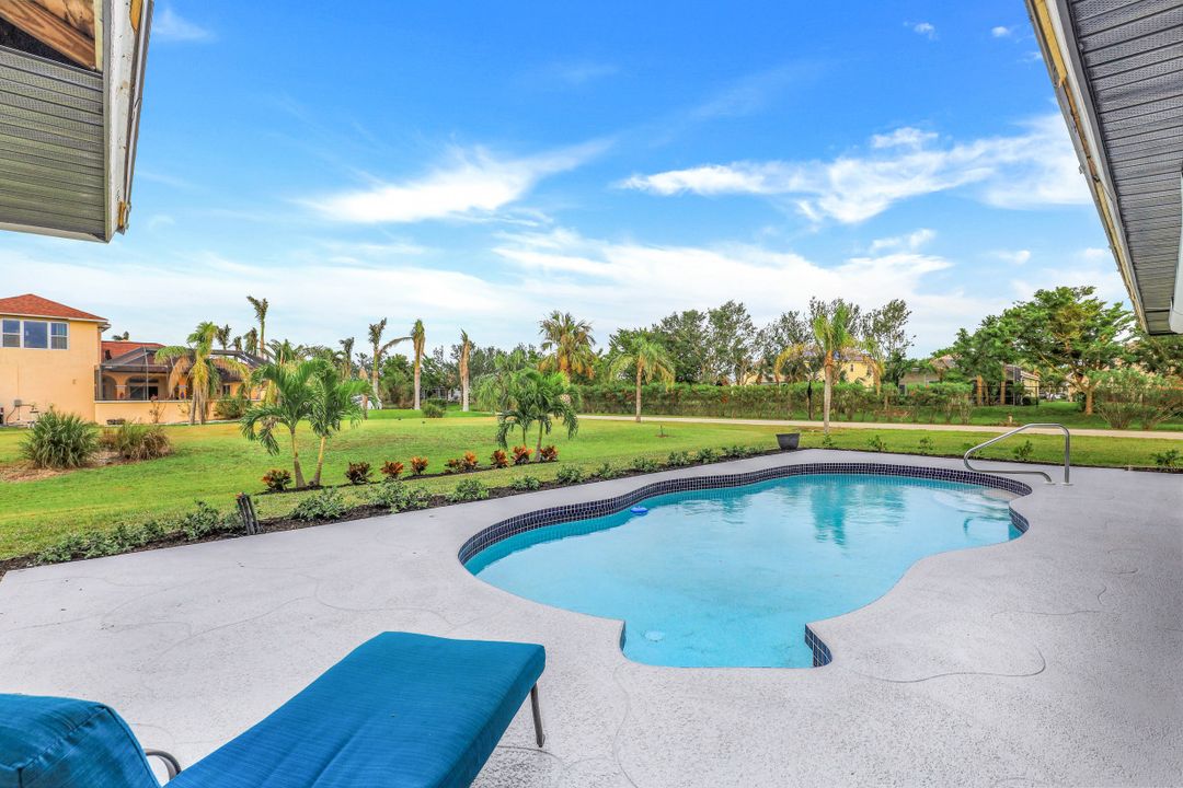 11602 Royal Tee Cir, Cape Coral, FL 33991