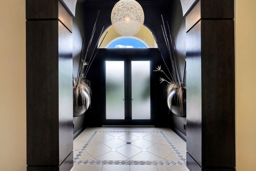 15720 Chatfield Dr, Fort Myers, FL 33908