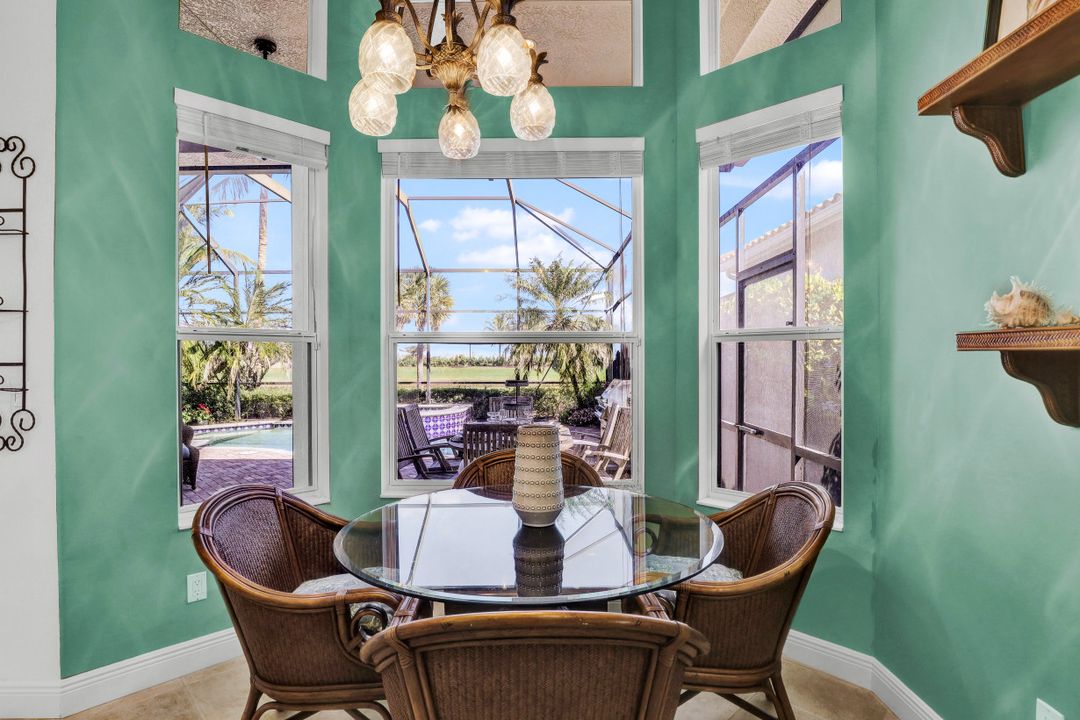 8972 Cherry Oaks Tr, Naples, FL 34114