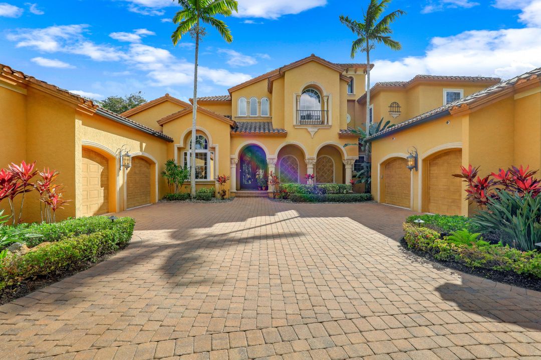 3651 Bay Creek Dr, Bonita Springs, FL 34134