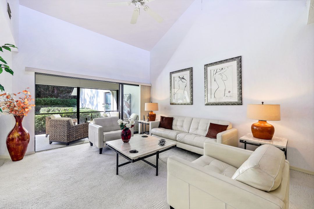 2128 Buckingham Ln, Naples, FL 34112