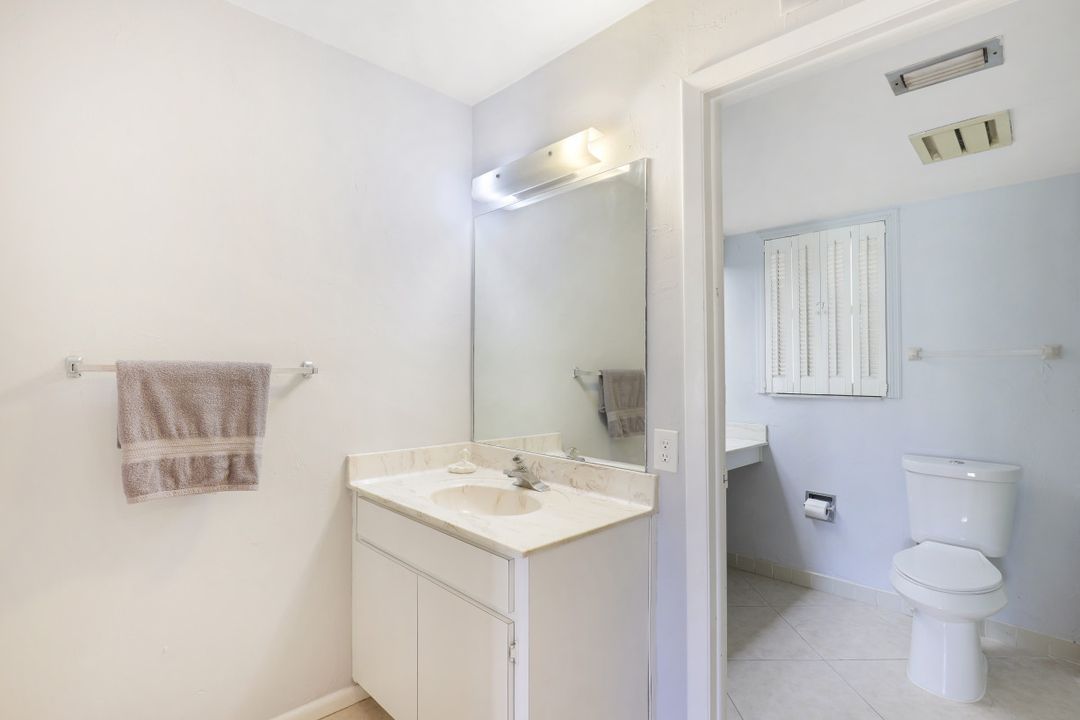 5954 Pelican Bay Blvd #222, Naples, FL 34108