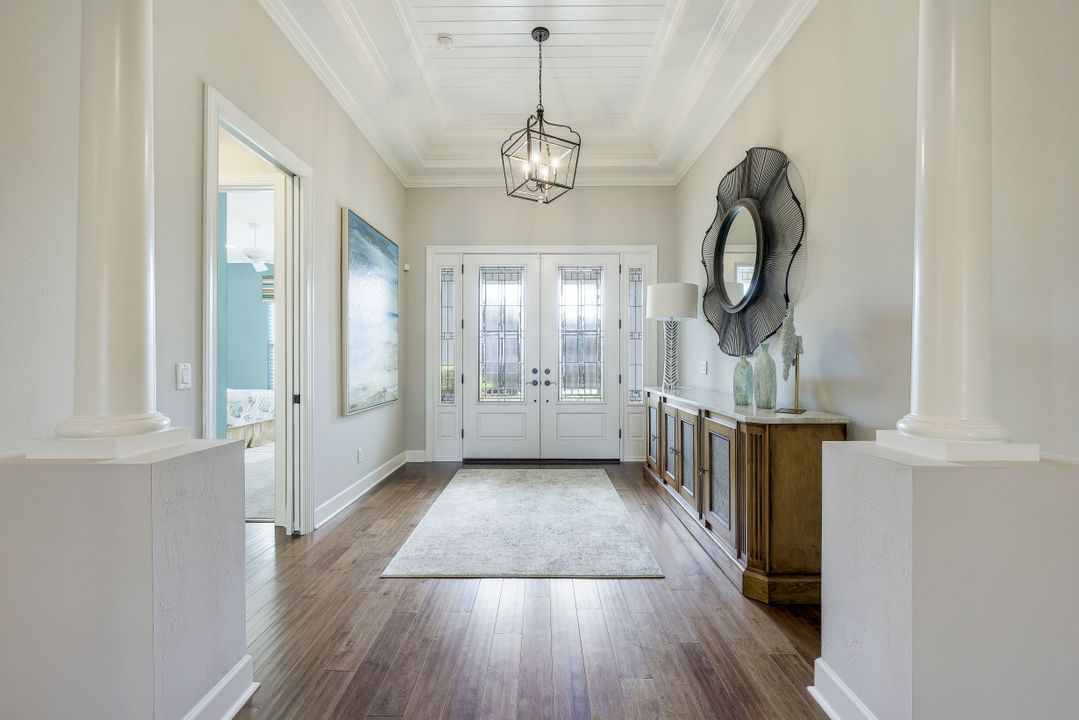 8848 Savona Ct, Naples, FL 34119