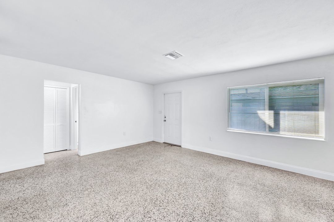 2668 Michigan Ave, Fort Myers, FL 33916
