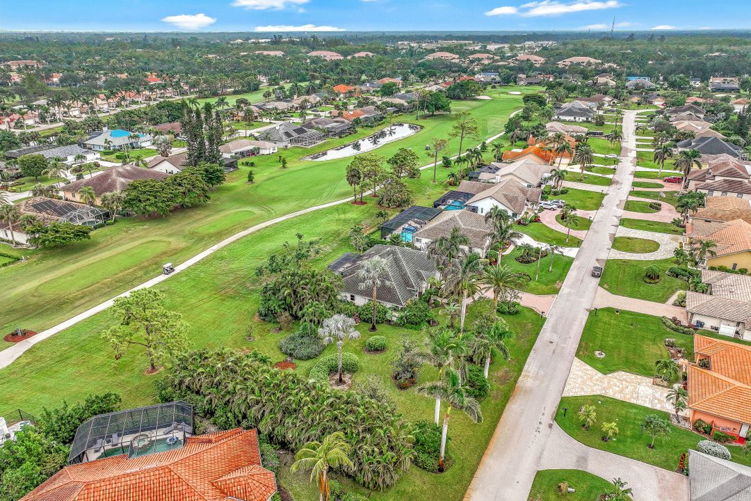 9922 Ortega Ln, Bonita Springs, FL 34135