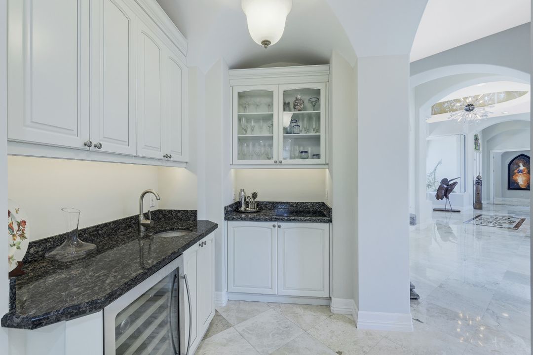 15175 Brolio Way, Naples, FL 34110