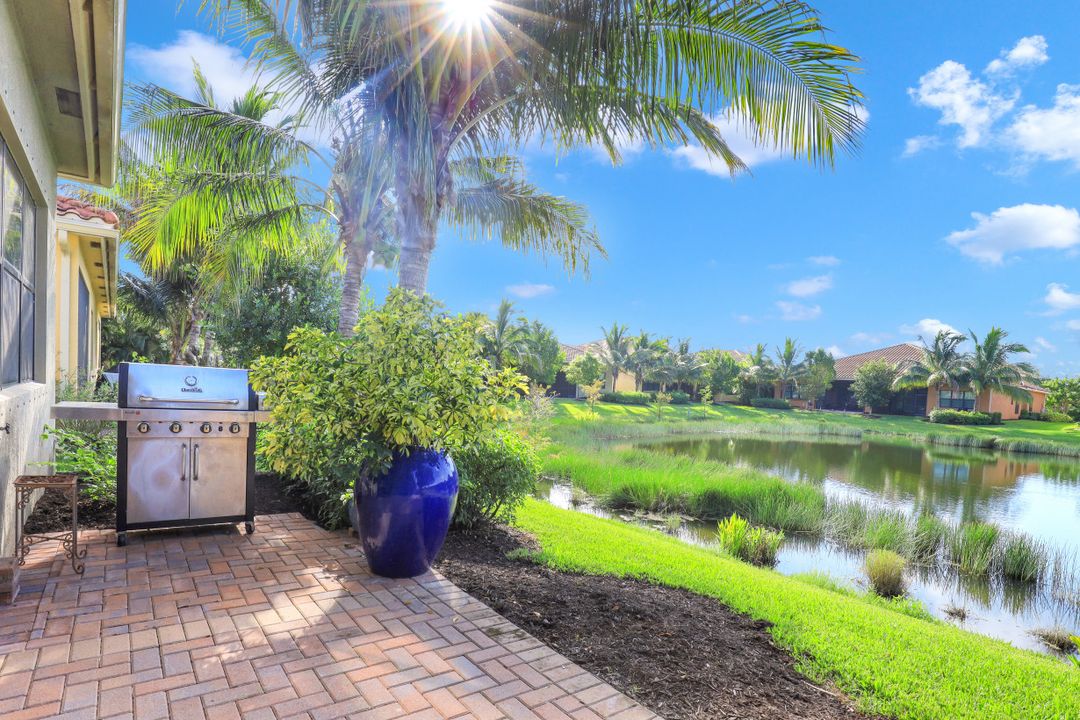 13452 Monticello Blvd, Naples, FL 34109