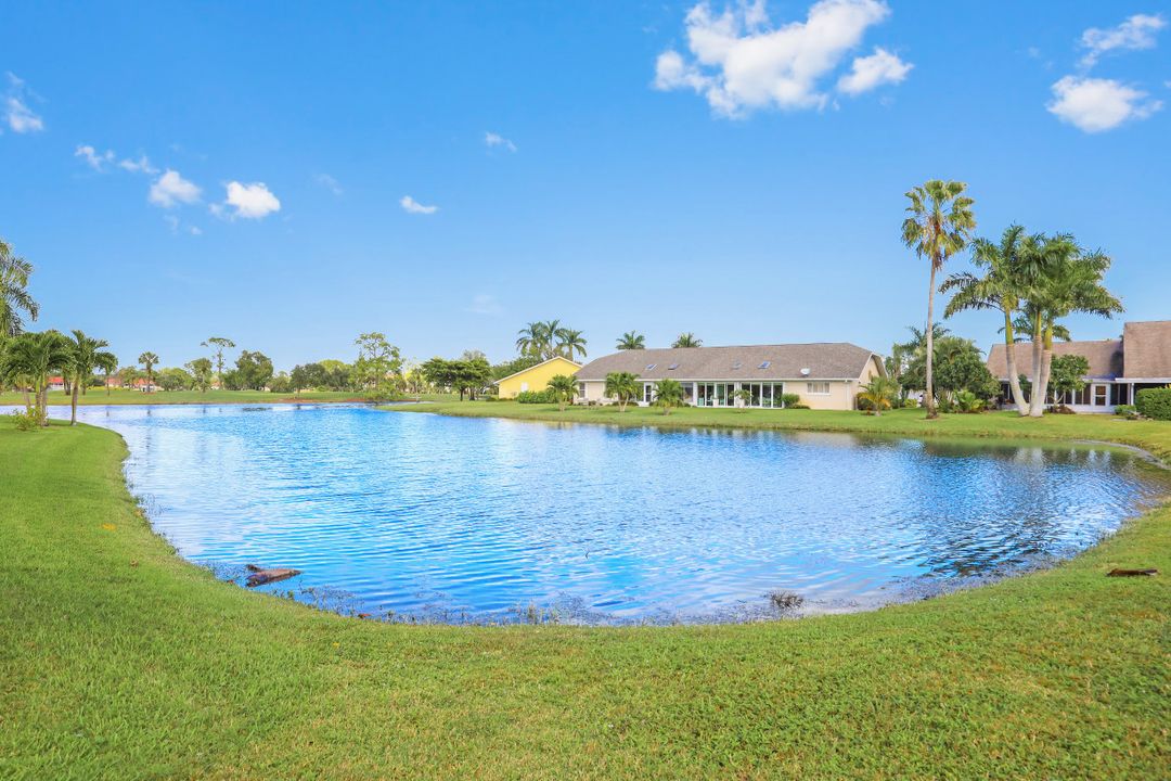 113 Quail Hollow Ct, Naples, FL 34113