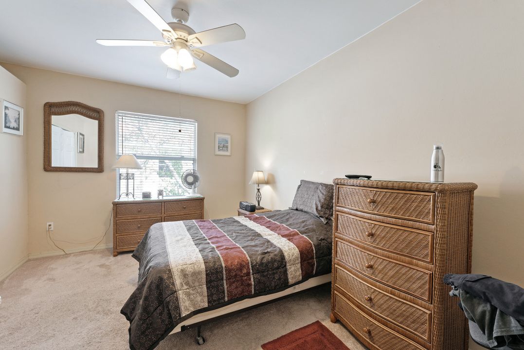 357 Robin Hood Cir #202, Naples, FL 34104