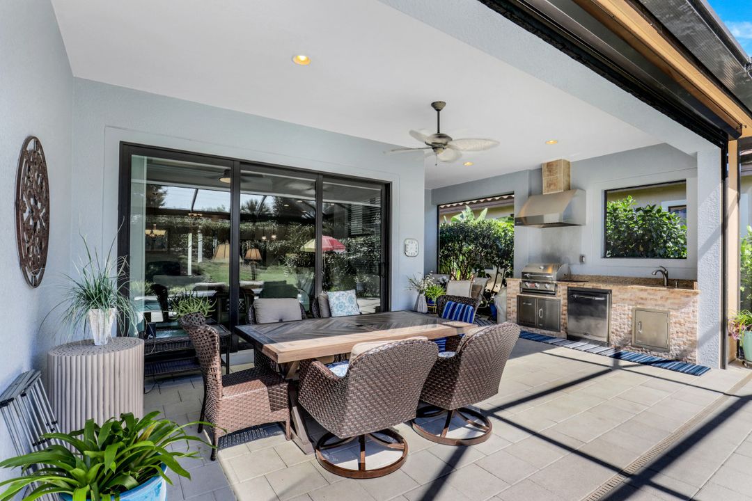 9073 Isla Bella Cir, Bonita Springs, FL 34135