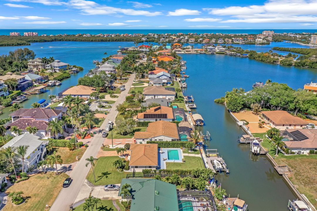 207 6th St, Bonita Springs, FL 34134