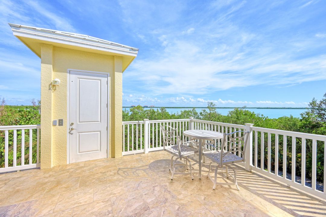 1811 Dade Ct, Marco Island, FL 34145