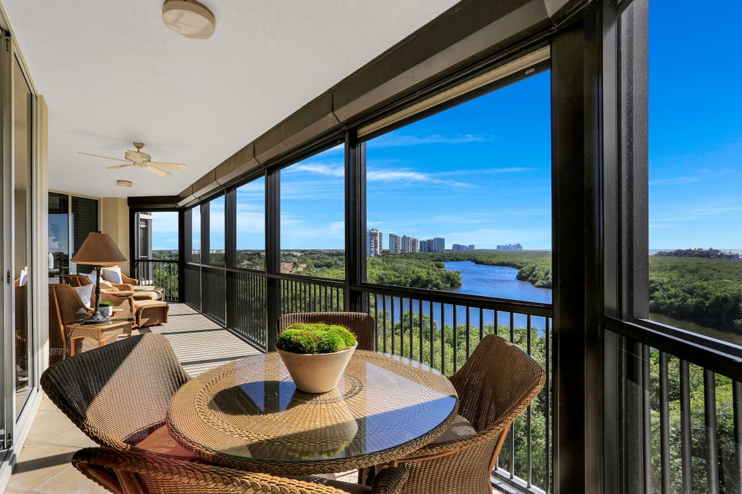 8960 Bay Colony Dr #703, Naples, FL 34108