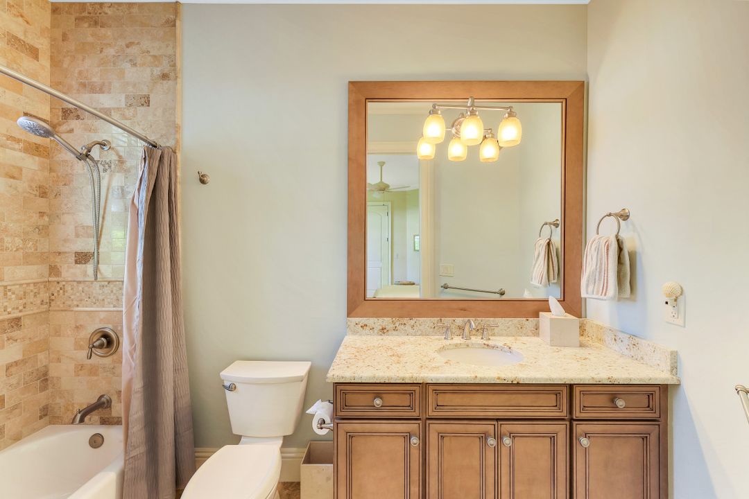 16940 Timberlakes Dr, Fort Myers, FL 33908