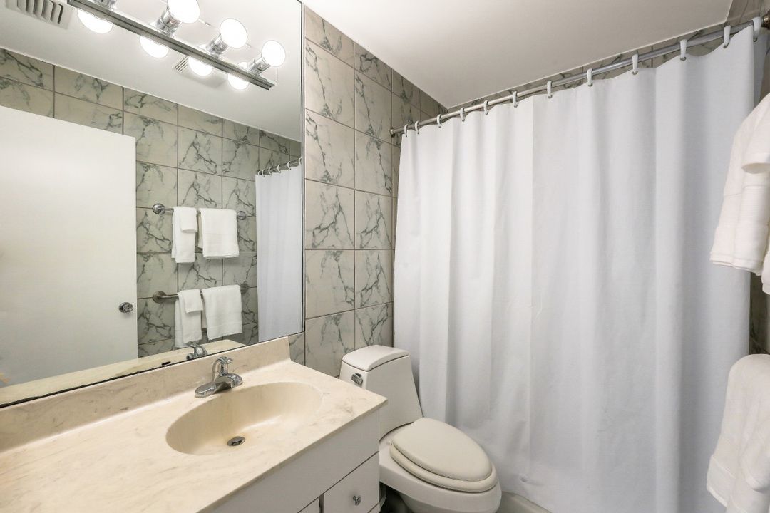 280 S Golf Dr, Naples, FL 34102