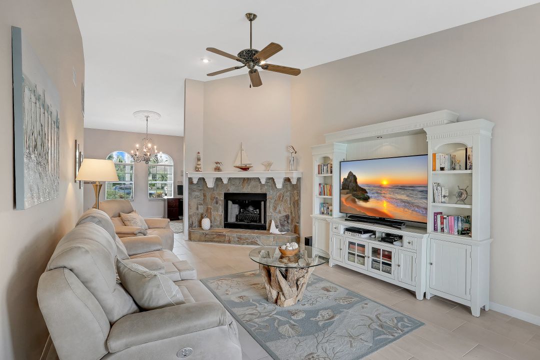 5518 SW 11th Ave, Cape Coral, FL 33914