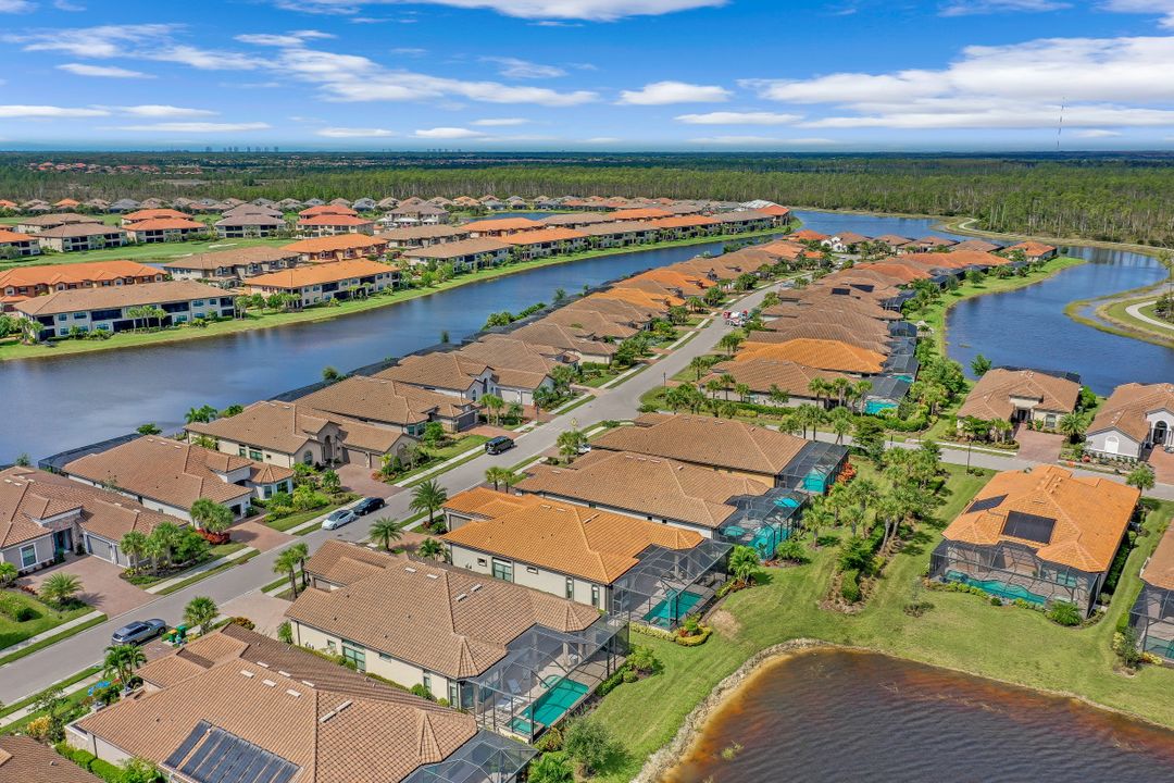 9418 Galliano Ter, Naples, FL 34119