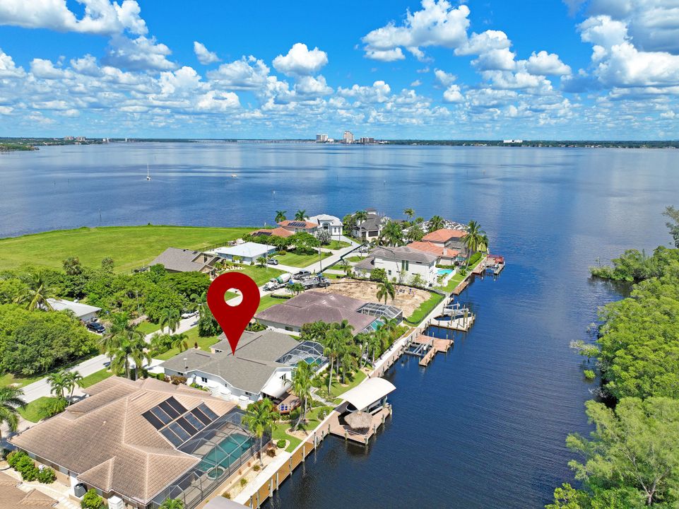 2356 Coral Point Dr, Cape Coral, FL 33990