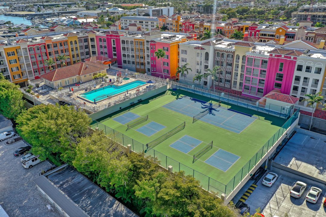 401 Bayfront Pl #3401, Naples, FL 34102