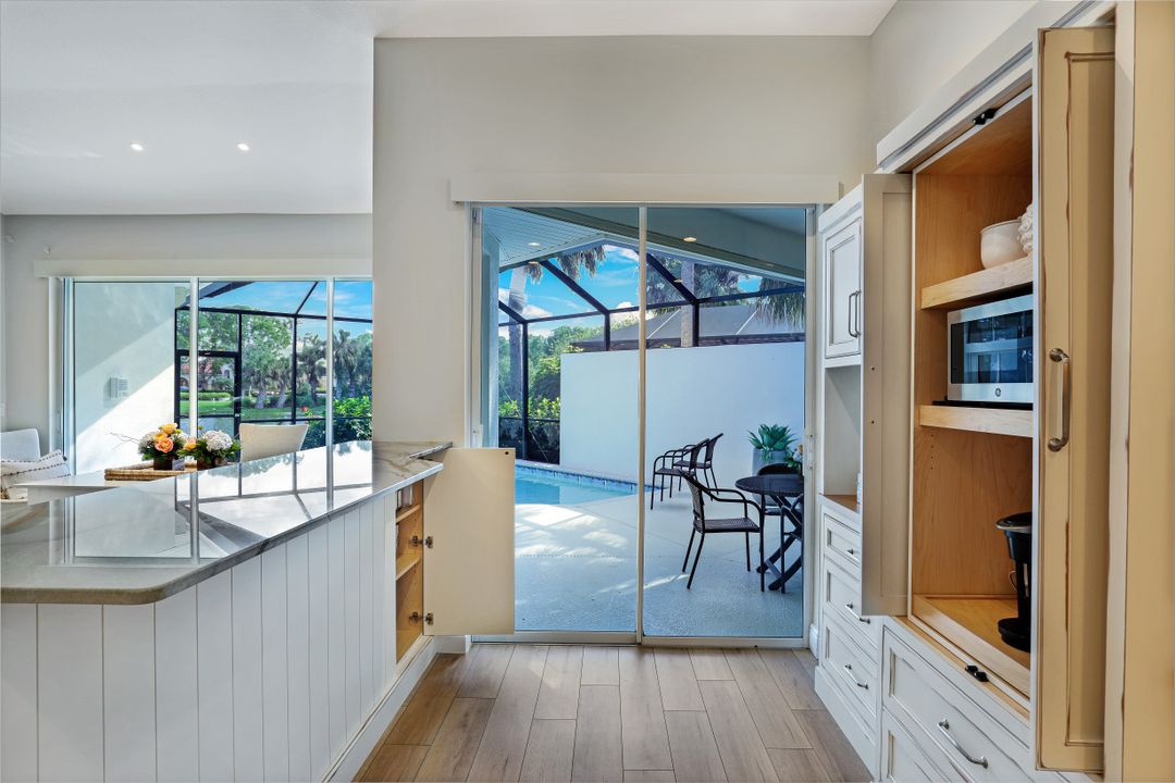 10304 Cape Roman Rd, Bonita Springs, FL 34135