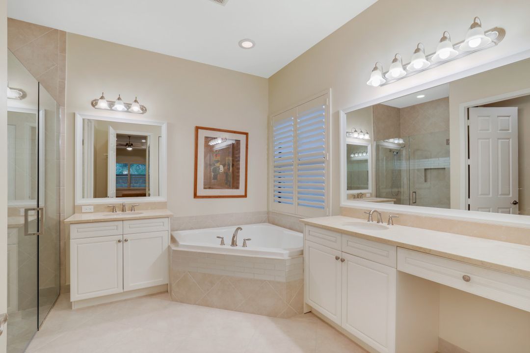 3050 Hudson Ter, Naples, FL 34119