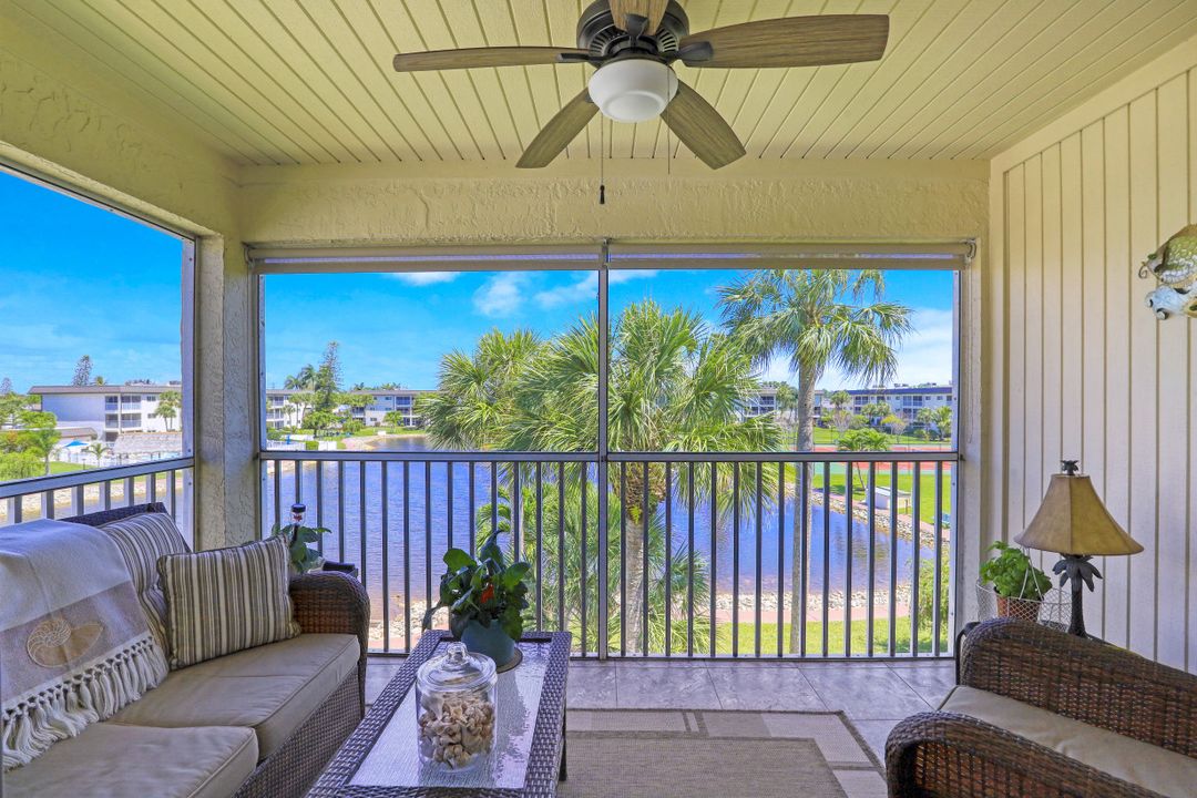 1004 Manatee Rd #H301, Naples, FL 34114