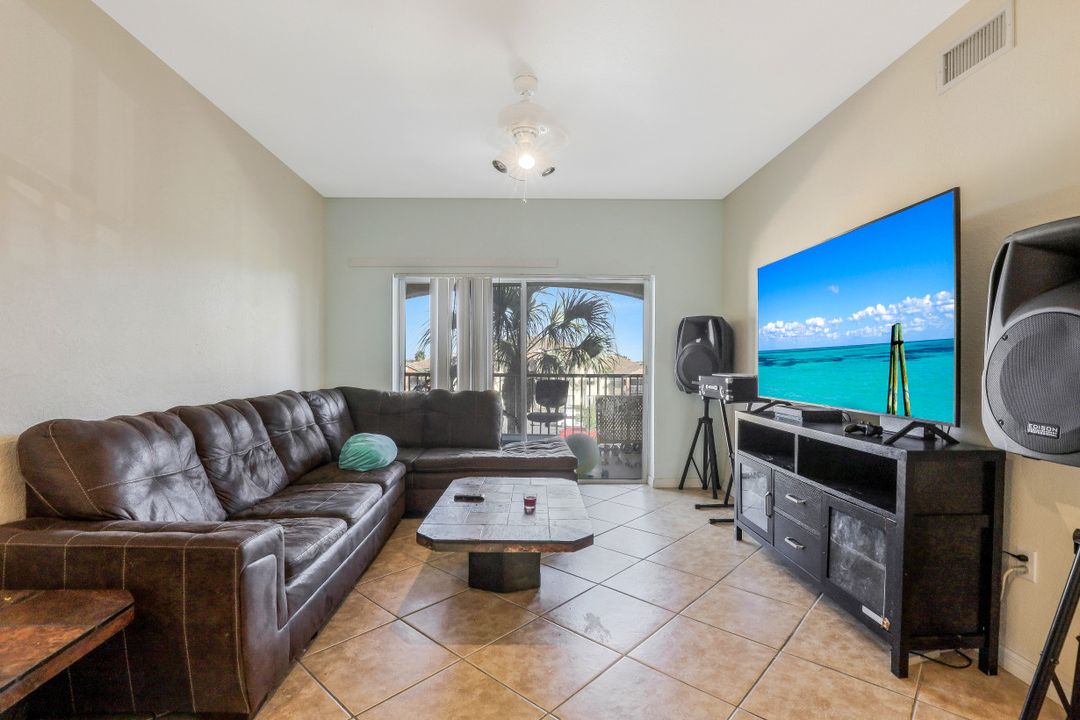 6330 Aragon Way #304, Fort Myers, FL 33966